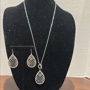 Silver Filigree Teardrop Necklace